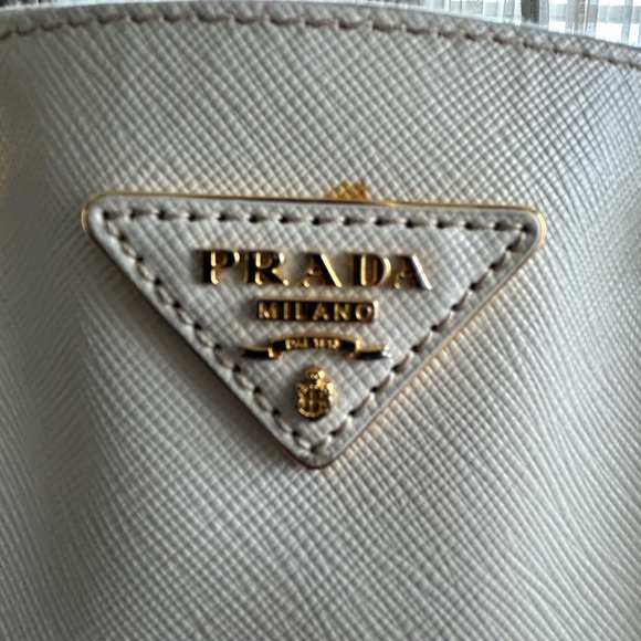 PRADA Galleria authentic Saffiano Leather Tote bag - Picture 16 of 16
